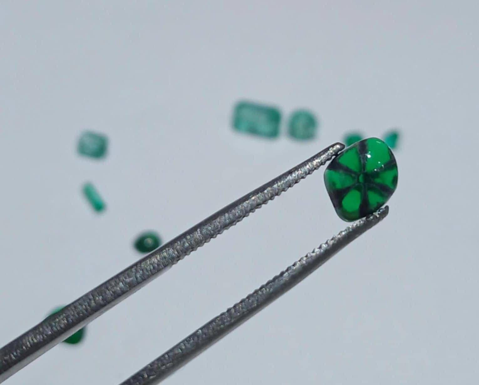 Loose emerald crystals